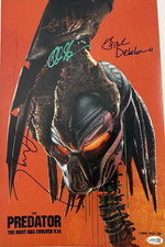 THE PREDATOR Authentic Cast Signed x4 
