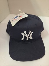 Vintage 90s NY Yankees Twins Enterprise Snapback Hat Navy Gray Brim NWT MLB picture