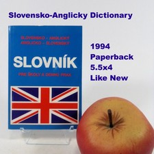 Slovnik Dictionary 1994 Slovensko-Anglicky Paperback 5.5x4 Small Size for Travel picture