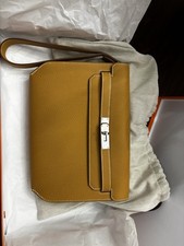 Rare & Discontinued: Hermès Kelly Dépêches Pouch 25 - Sand Brown picture