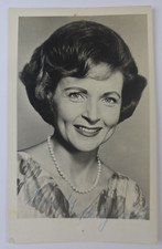 BETTY WHITE ORIGINAL AUTHENTIC AUTOGRAPH 3.5x5.5 PHOTO, Signed picture