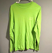 Vineyard Vines Men’s Green Long Sleeve Crew Neck Whale Logo Graphic Tee picture