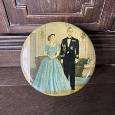 Vintage Huntley And Palmer’s Biscuit Tin 1953 Coronation Of Queen And Prince picture