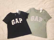 GAP Logo Size 4 Kids Shirts picture