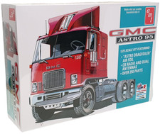AMT 1/25 Scale Unbuilt Kit AMT1140/06 - GMC Astro 95 Truck picture