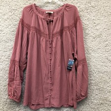 NEW Torrid Top Shirt 2X Adult Plus Pink Festi Lace Inset Blouse Lace Trim Womens picture