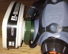 Honeywell North to 3M Respirator (6000 - 7000 series) Filter Adapter picture