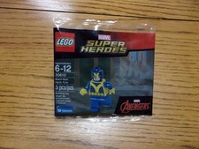 New 2017 RETIRED Lego Marvel Super Heroes 30610 Giant-Man Hank Pym Polybag Set picture