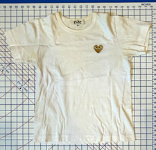 Comme des Garcons PLAY  White Crew Neck Tee Gold Heart Logo Patch Size M picture