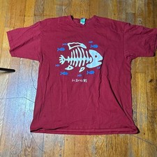 Aeropostale Men's Burgundy and Red T-shirt picture