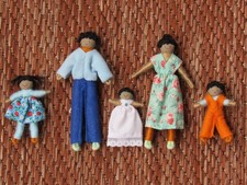 Vintage HearthSong Halfpenny Pocket Dolls African American Family of 5 RARE picture