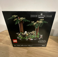 LEGO Star Wars Endor Speeder Chase Diorama 75353 608pcs 18+ Stand 2023 picture
