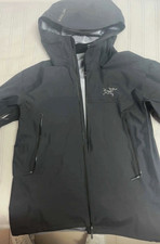 Arc'teryx Black Hooded Down Jacket Full Zip Men’s Size L Regular Short picture