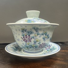Chinese Porcelain Gaiwan Lidded Bowl Tea Cup with Saucer Floral Design picture