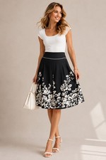 Covington Black White Floral A-Line Pleated Skirt Wmn’s Size 6 Lined Knee Length picture