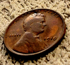 1910 P Wheat Cent Little Luster Left picture