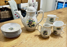 Vintage Lily Creek Floral Pattern Ceramic 14 Piece Tea Set picture
