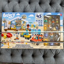 BLUEY'S Ultimate Mega Set  45+ Piece Friends & Family Beach House picture