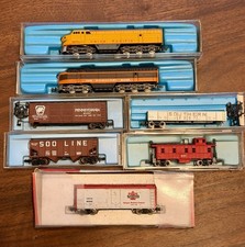 Vintage 1970s ATLAS N-Gauge Model Train Lot (UNTESTED) picture