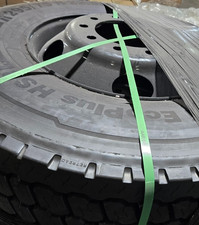 EcoPlus HS 295/75R22.5 Commercial Tire RETREAD with Rim picture