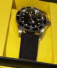 Invicta Pro Diver Men’s Quartz 40mm 200m Date Black dial leather lining with box picture