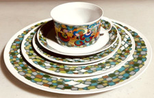 Rosenthal Bjorn Wiinblad PETRUSCHKA 5 piece place setting picture