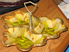 1960's MID-CENTURY MOD CALIFORNIA ART POTTERY 3 SECTION CANDY DISH WITH HANDLE picture