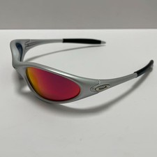 Retro Oakley Minute 1.0 Polarized Sunglasses Sliver Frame Ruby Lenses Original picture