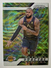 2024-25 Panini Prizm LeBron James Fractal White Wave Prizm /20 #3 - SSP picture