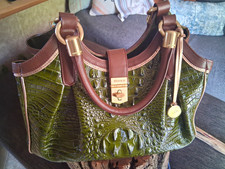 Selling a gorgeous, highly sought-after Brahmin Elisa Hobo Satchel picture