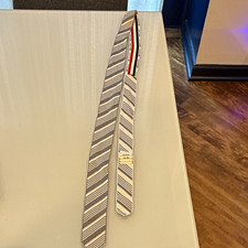 Thom Browne Men's Tie Grey & White Silk Jacquard Knit Repp Stripe Tie picture