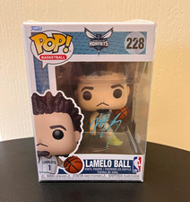 Funko Pop NBA LaMelo Ball #228 Autographed VS Autographed w/ COA picture