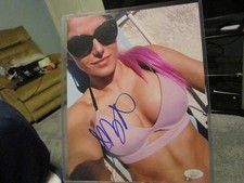 ALEXA BLISS WWE AUTOGRAPH PHOTO - JSA AUTHENTICATION #QQ45445 - READ picture