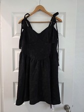NWT ROMWE Black Jaquard Camie Tie-Strap Mini Dress. Plus Size 1X. picture