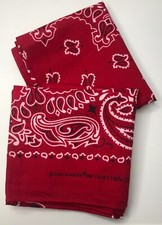 VTG Hav-A-Hank Red Paisley Bandana Handkerchief  RN 15187 lot of 2 picture