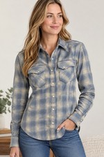 Pendleton Women’s Wool Gambler Shirt XS Light Blue Ombre 100% Wool NWT $199 MSRP picture