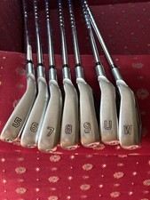 PING G425 Iron Set – 5 Iron through UW – 7 Clubs  Right-handed PING G425 irons i picture