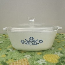 Corning Ware P-1 1/2-B Blue Cornflower 1.5 Qt Casserole with Lid B-27 Vintage picture