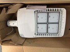 *NEW* Beacon Viper 2 VP-2-320L-255 LED Area Light 255W 4000K 120-277V White picture