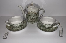 MORRIS & Co. STRAWBERRY THIEF PREMIUM PORCELAIN 2qt. TEAPOT 2 TEACUP SAUCER SETS picture