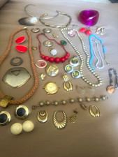 Women’s Vintage Costume Jewelry Lot 46 pcs Mixed Wearable & Craft picture