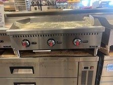 36 Manual Countertop Gas Griddle, 90,000 BTU picture