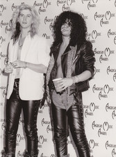 TYPE 1: 1989 Press Photo Slash and Duff McKagan of Rock Band Guns N' Roses picture