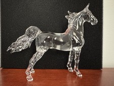 Breyer * Standing Ovation * Breyerfest Crystal Traditional Model Horse picture