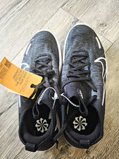 Nike Free Run women's Black/White Low Top Lace Up Running Sneakers Rubber picture
