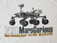2012 Mars Curiosity Rover Landing T-shirt. I am Mars Curious 8.6.2012 NASA  picture