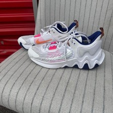 Nike Women's multi Trainers picture
