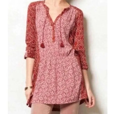 AKEMI + KIN Anthropologie HUMBOLDT TUNIC TOP Red FLORAL BOHO Tassels Sz M picture