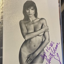 Heidi Klum Hand Signed Autograph 8x10 Photo picture