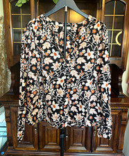 a.n.a Women's Plus 2XL Black Floral Cotton Woven Round Neck Button Back Blouse  picture